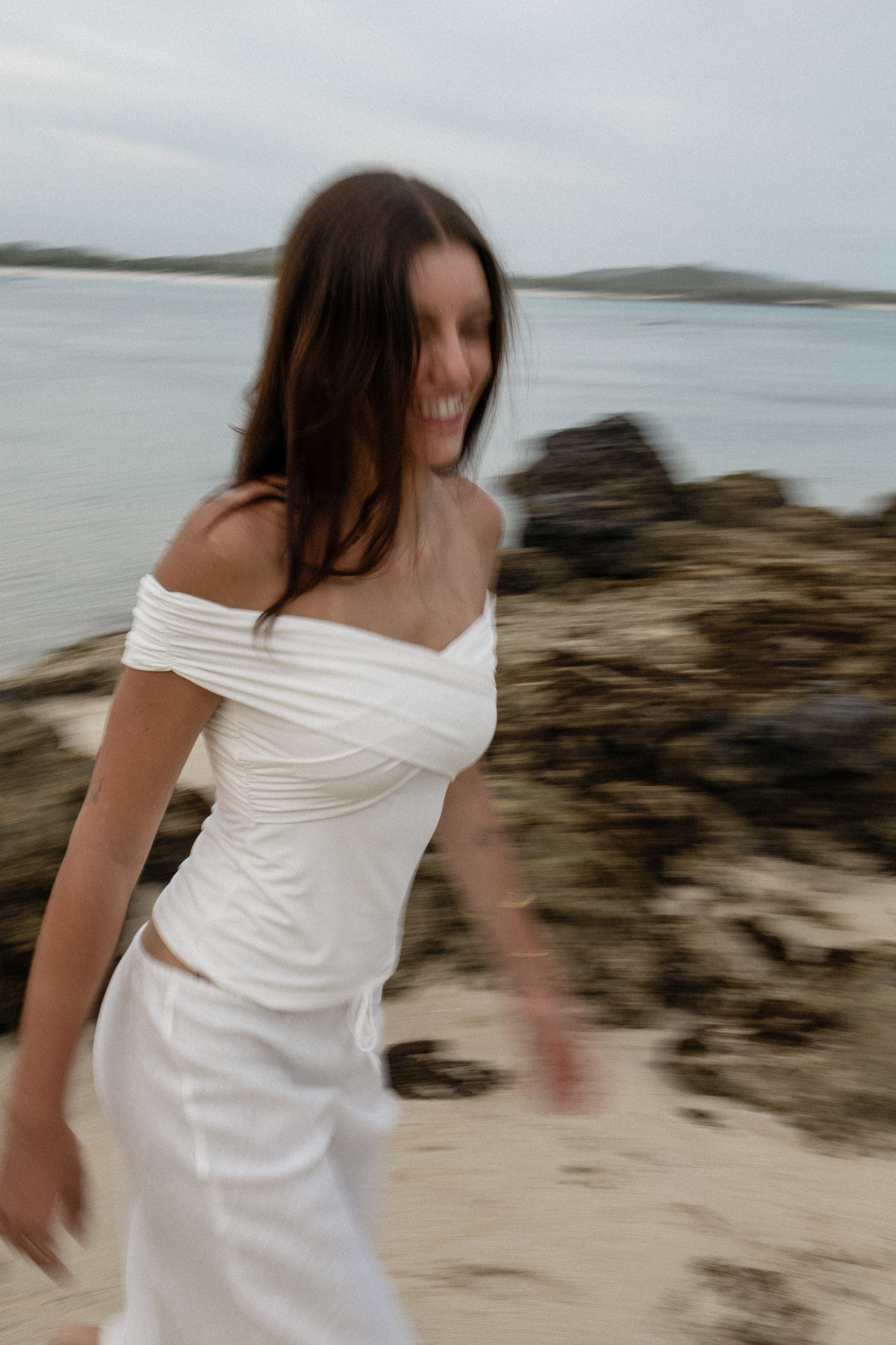 Top Mai ivory