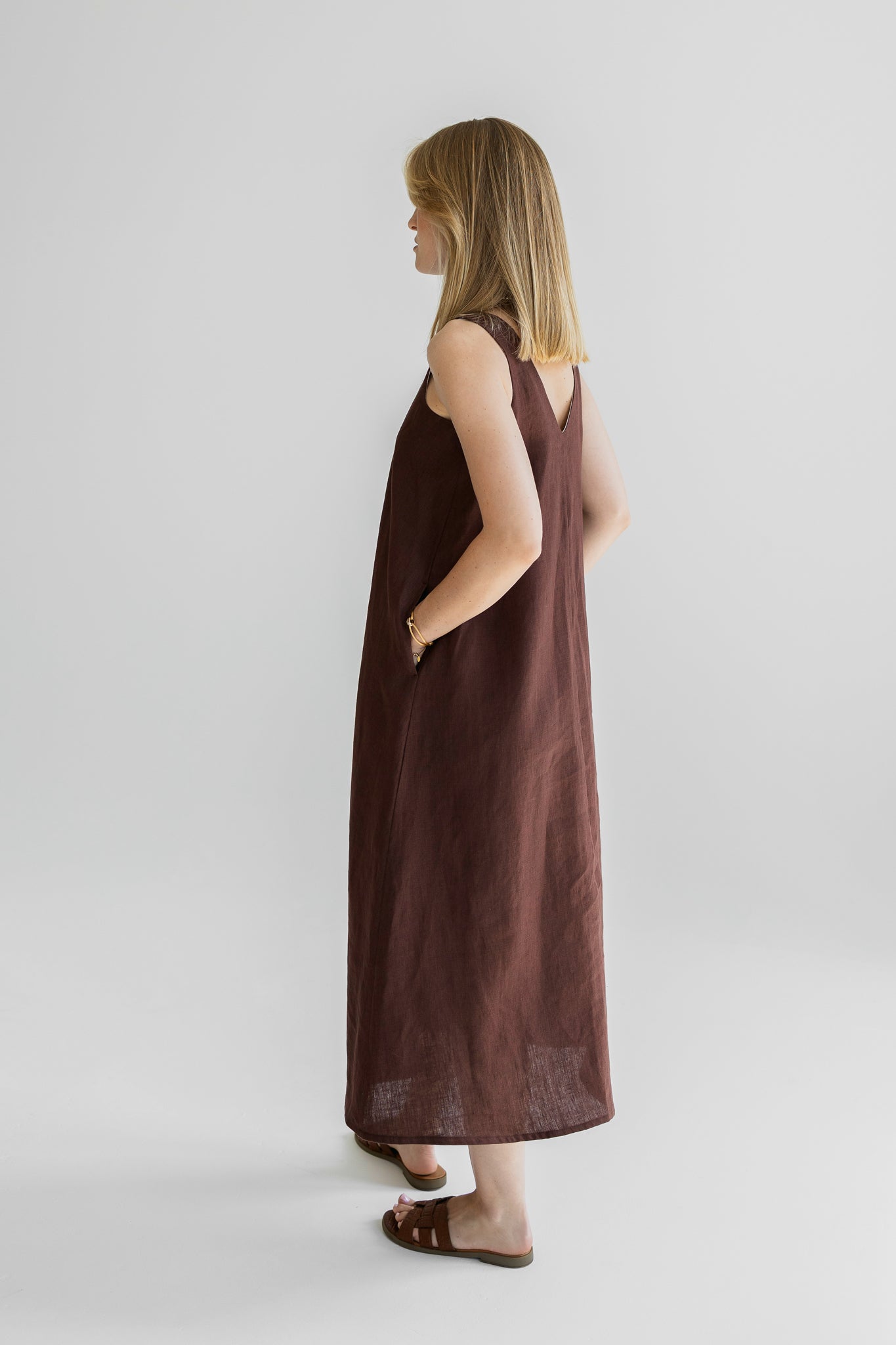 Linen dress Eloise chocolate brown