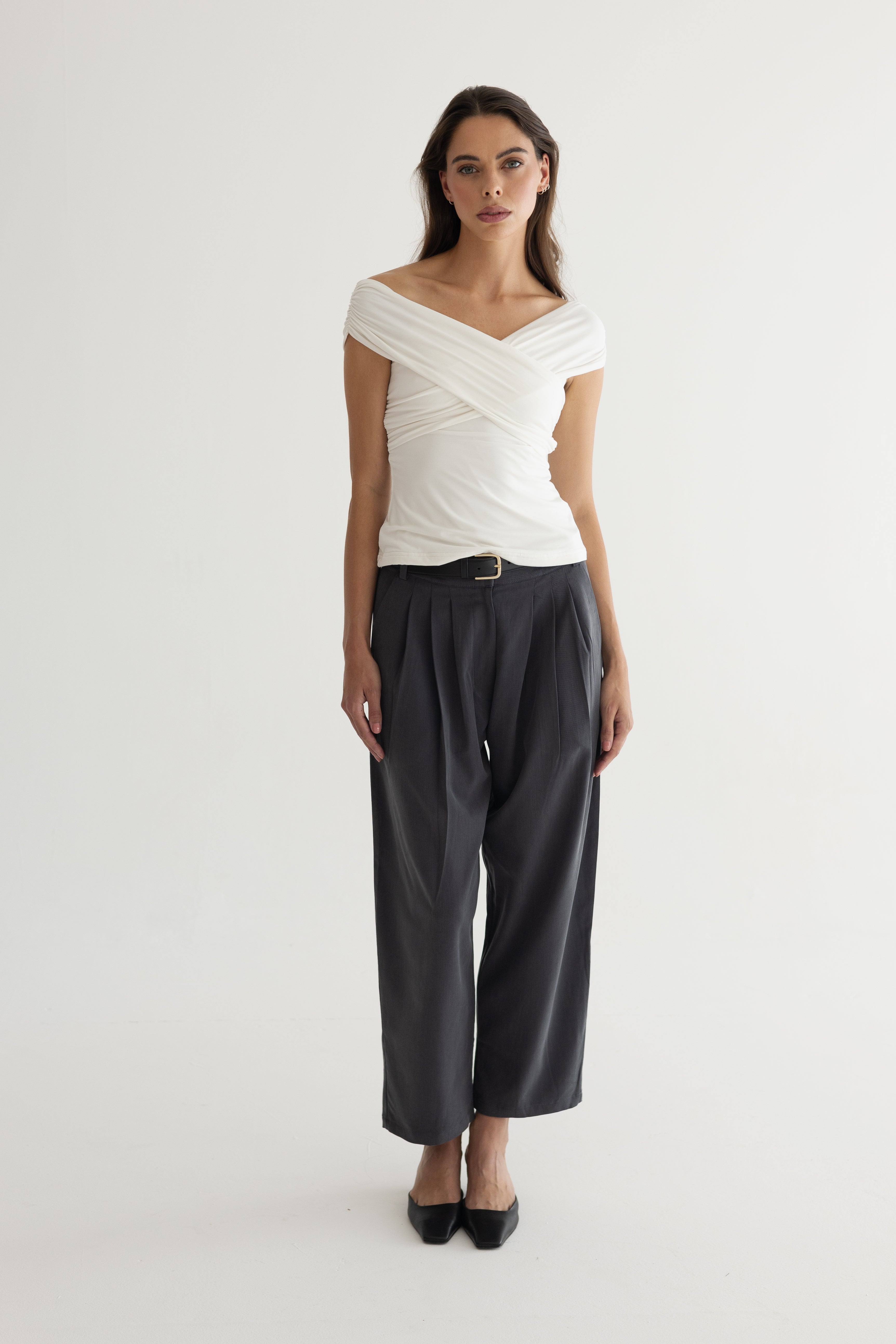 Top Mai ivory